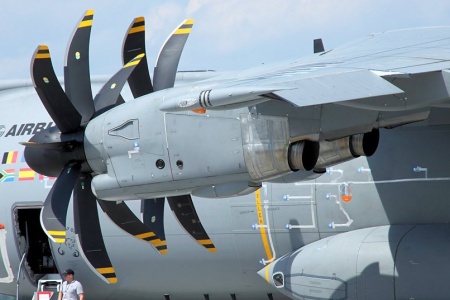 A400M_05