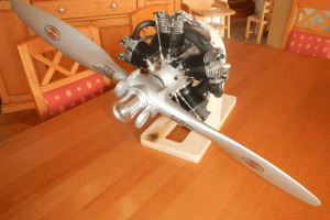 GeeBee R2