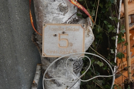Hausnummer-3